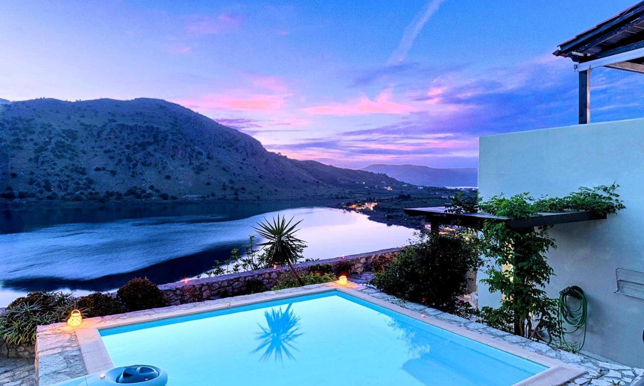 Du Lac Villas Kournás Extérieur photo