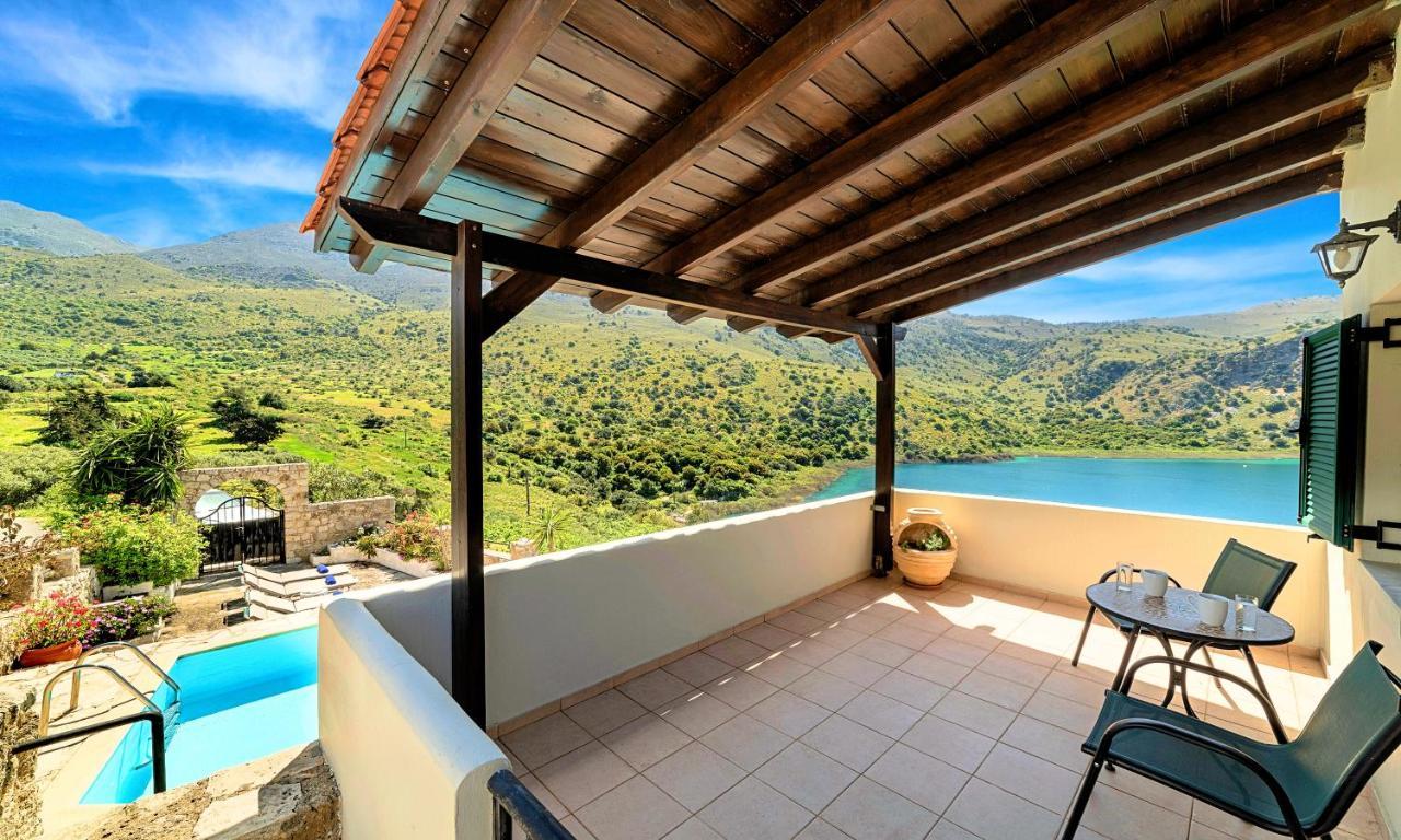 Du Lac Villas Kournás Extérieur photo